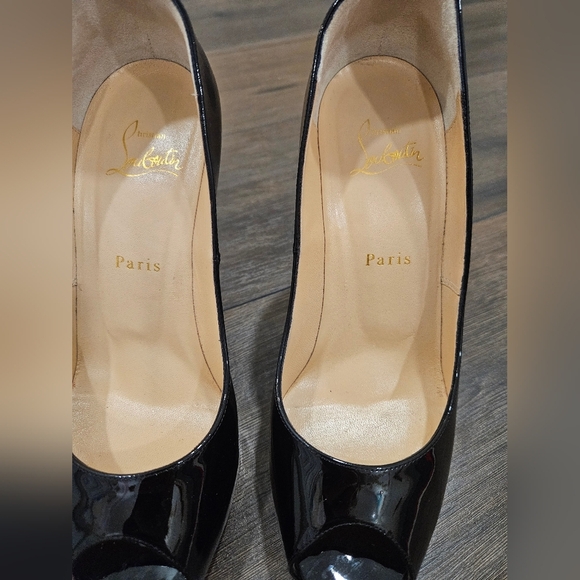 Christian Louboutin New Very Privé Pump - SIZE 38 - Picture 10 of 15